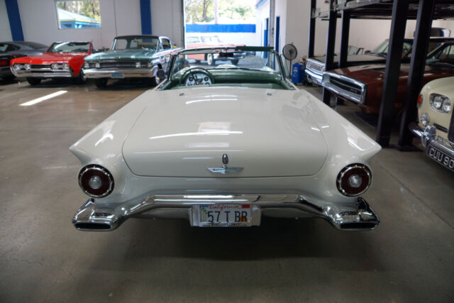 Ford Thunderbird 312 V8 Convertible 1957 image number 13