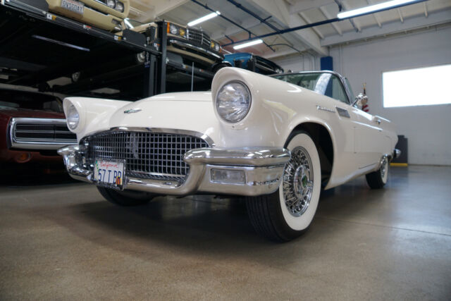 Ford Thunderbird 312 V8 Convertible 1957 image number 5