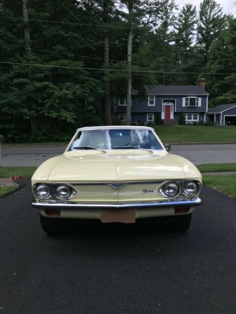 Chevrolet Corvair 1966 image number 1