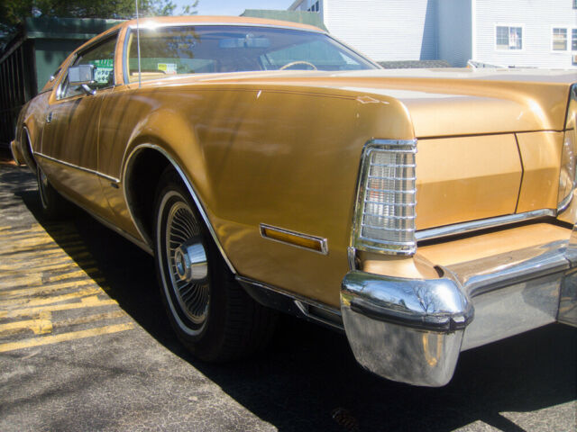 Lincoln Continental 1974 image number 15