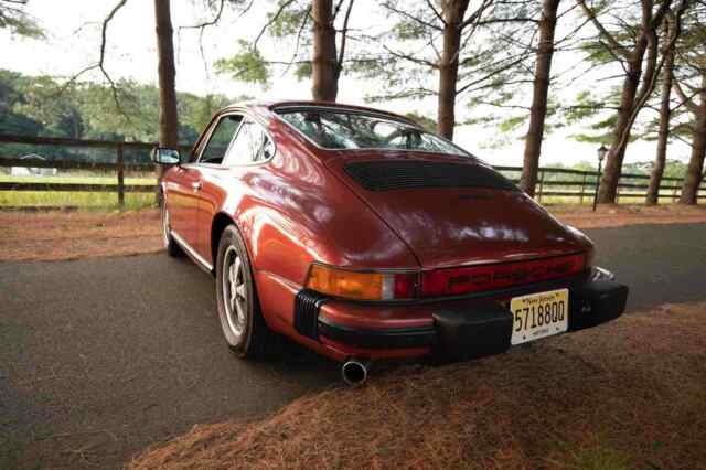 Porsche 911 S 1976 image number 5