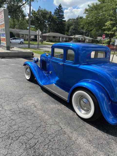 Ford coupe 1932 image number 1