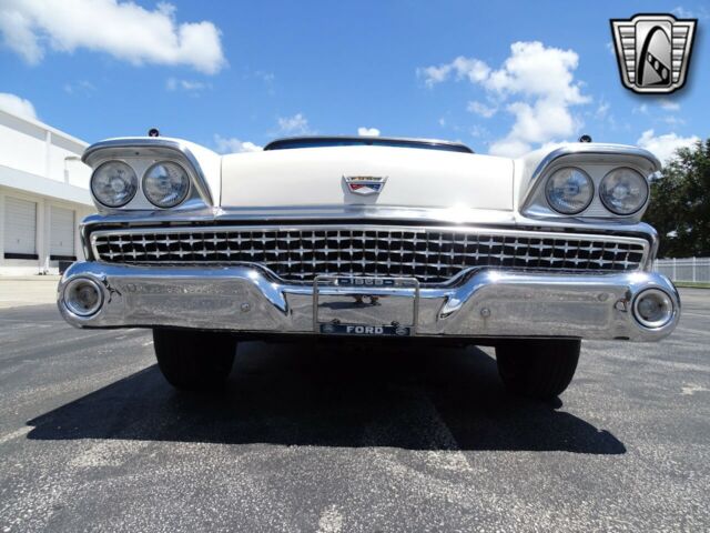 Ford Galaxie 1959 image number 12