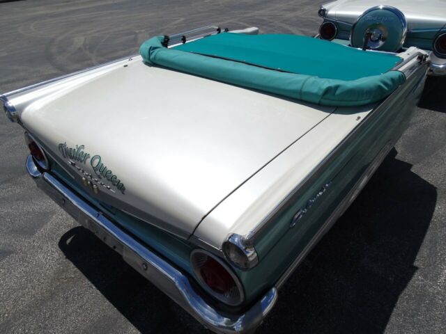 Ford Galaxie 1959 image number 5