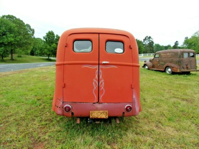 Ford 3/4 Ton Panel 1947 image number 29