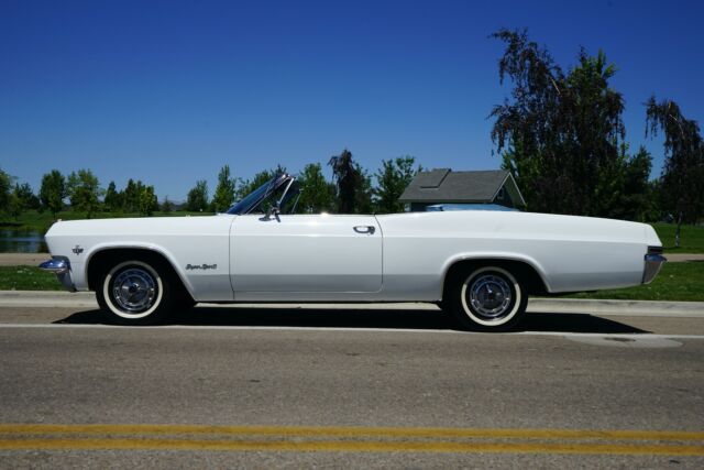 Chevrolet Impala 1965 image number 2