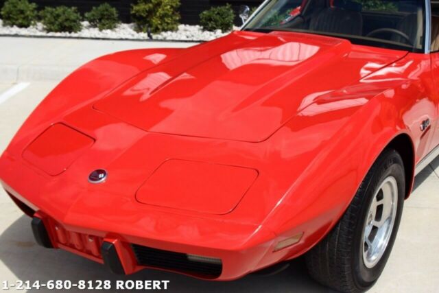 Chevrolet Corvette 1976 image number 21