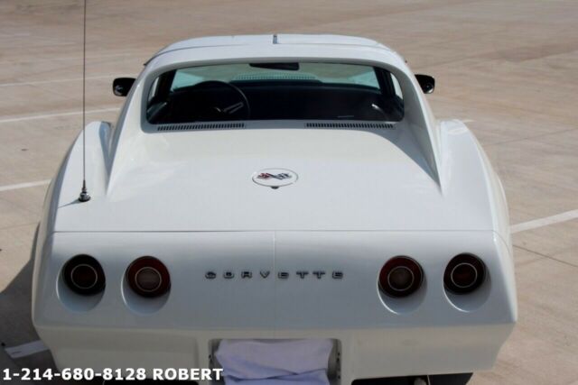 Chevrolet Corvette 1974 image number 11