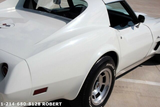 Chevrolet Corvette 1974 image number 30