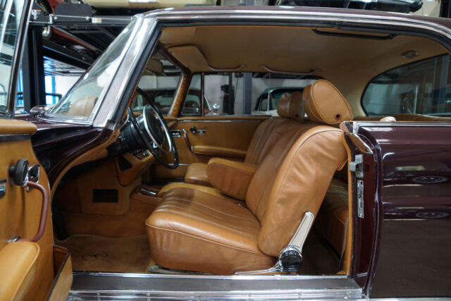 Mercedes-Benz 280SE 3.5 V8 2 Door Coupe 1971 image number 19