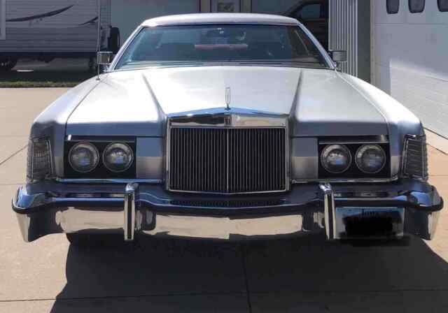 Lincoln Continental MK 4 1975 image number 11