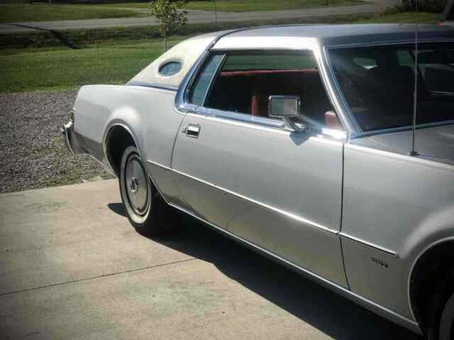 Lincoln Continental MK 4 1975 image number 15