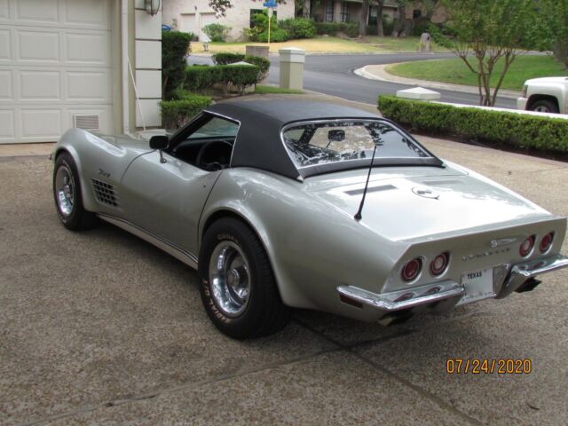 Chevrolet Corvette 1972 image number 2