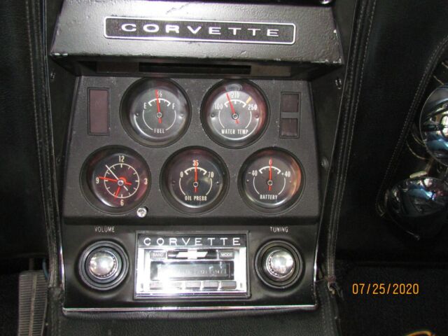 Chevrolet Corvette 1972 image number 20