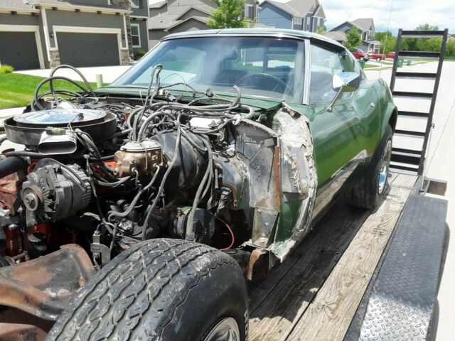 Chevrolet Corvette 1972 image number 24