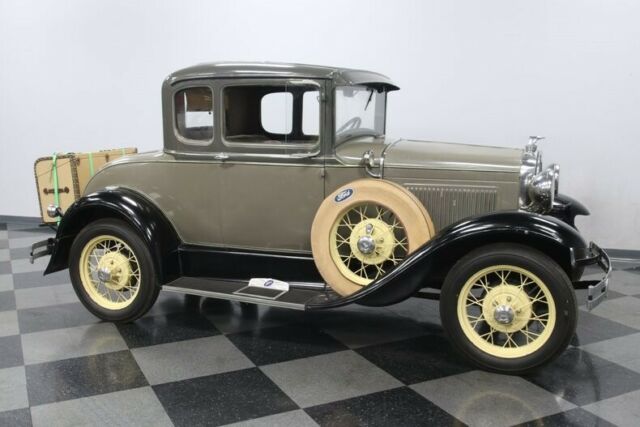 Ford Model A 1930 image number 16