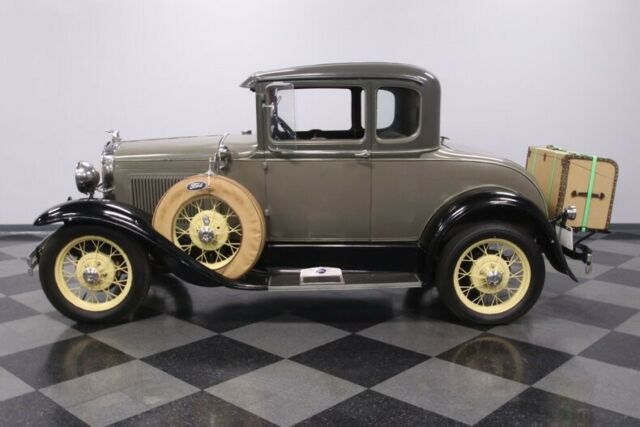 Ford Model A 1930 image number 2