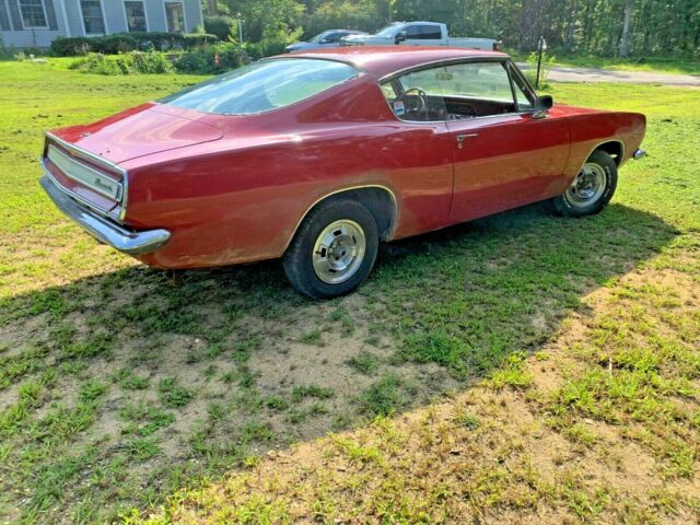 Plymouth Barracuda 1967 image number 3