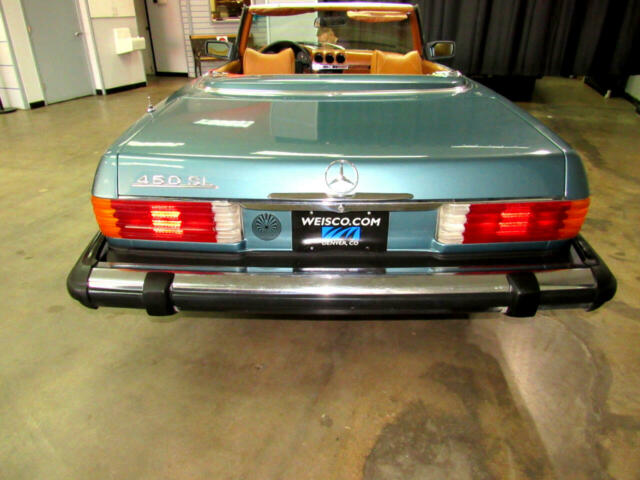 Mercedes-Benz SL-Class 1979 image number 30