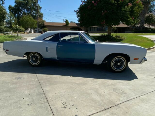 Plymouth Road Runner 1970 image number 27