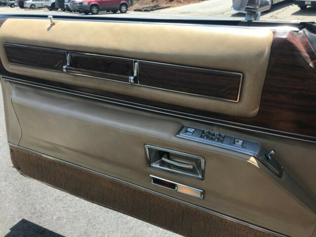 Cadillac Eldorado 1976 image number 21