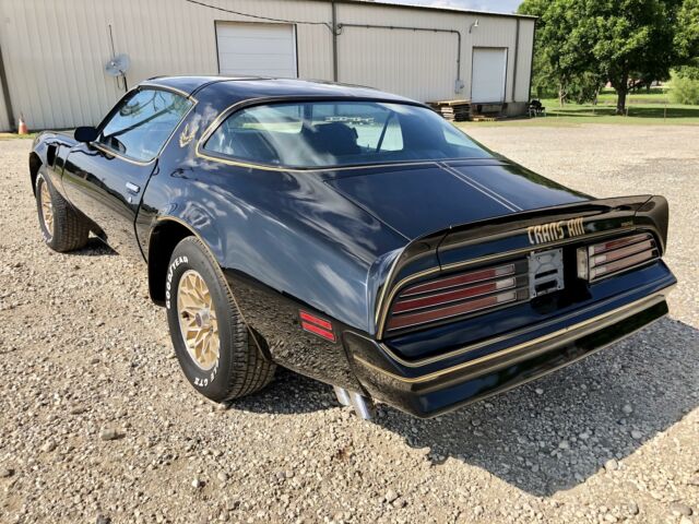 Pontiac Trans Am 1977 image number 2