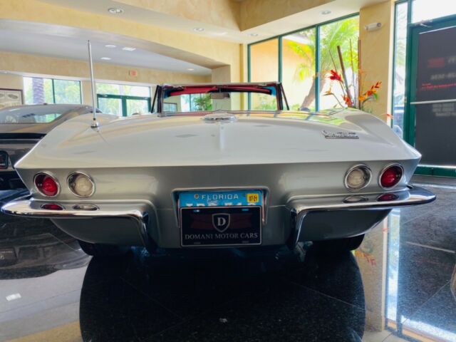 Chevrolet Corvette 1966 image number 30