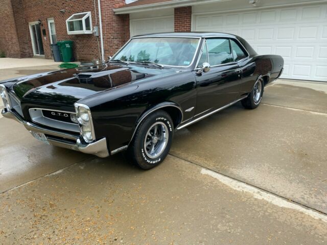 Pontiac GTO 1966 image number 0