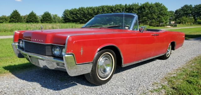 Lincoln Continental 1966 image number 0