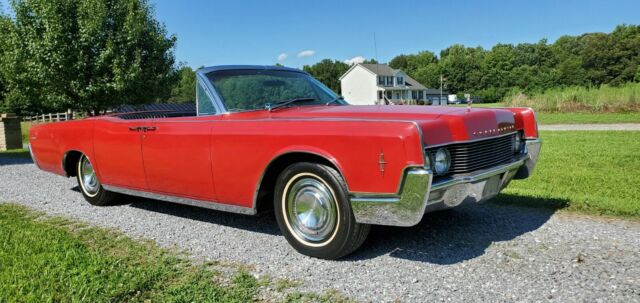 Lincoln Continental 1966 image number 28