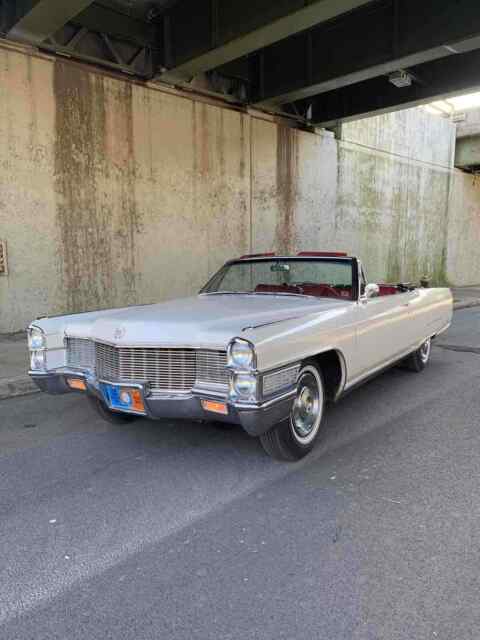 Cadillac Eldorado Convertible 1965 image number 0