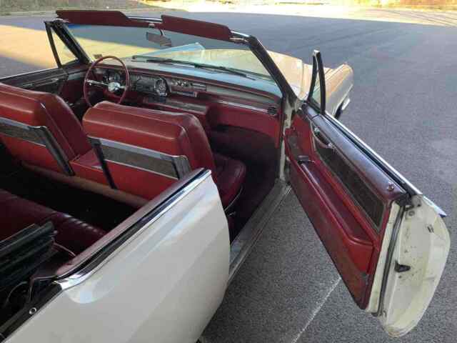 Cadillac Eldorado Convertible 1965 image number 13