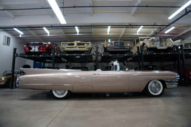 Cadillac Series 62 V8 Convertible 1960 image number 28