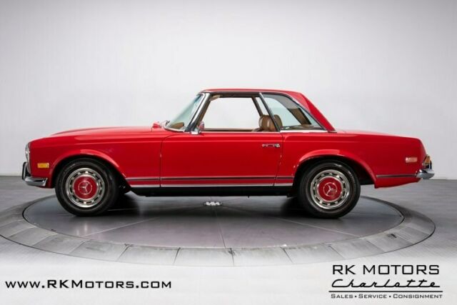 Mercedes-Benz SL-Class 1971 image number 21