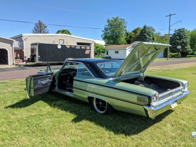 Ford Galaxie 1963 image number 15