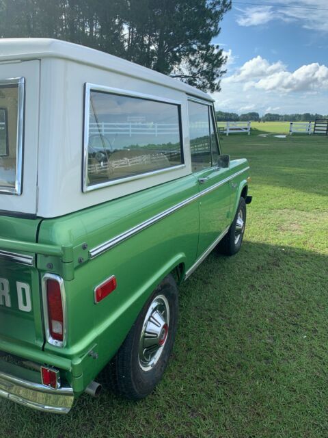 Ford Bronco 1973 image number 3