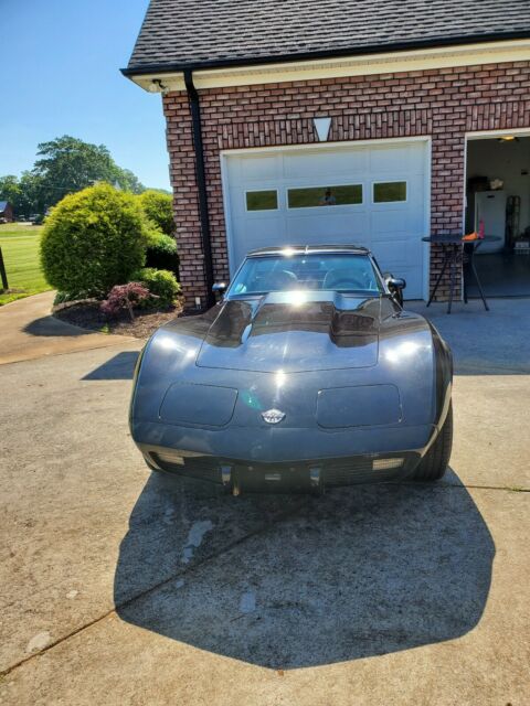 Chevrolet Corvette 1978 image number 0