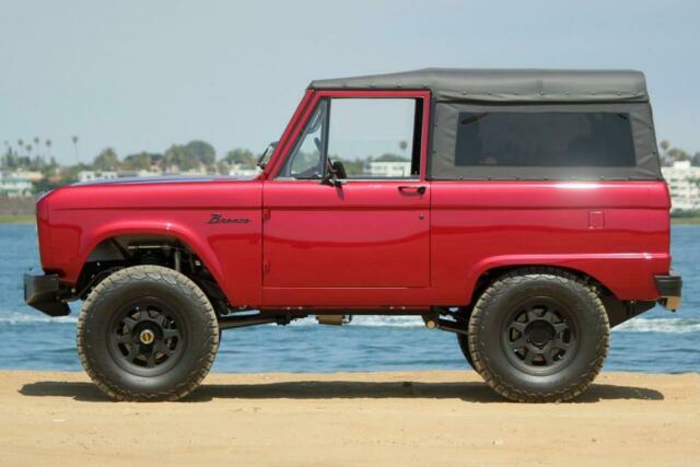 Ford Bronco 1968 image number 2