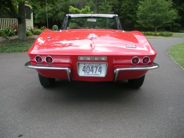 Chevrolet Corvette 1967 image number 15