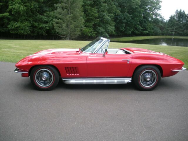 Chevrolet Corvette 1967 image number 16