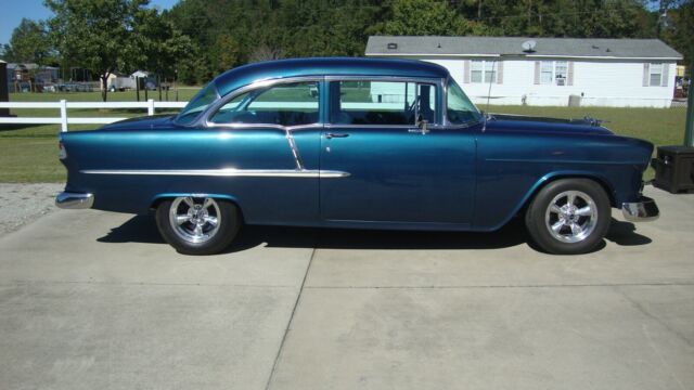 Chevrolet Bel Air/150/210 1955 image number 1