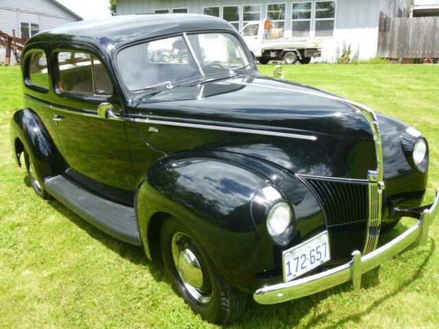 Ford Standard 1940 image number 0