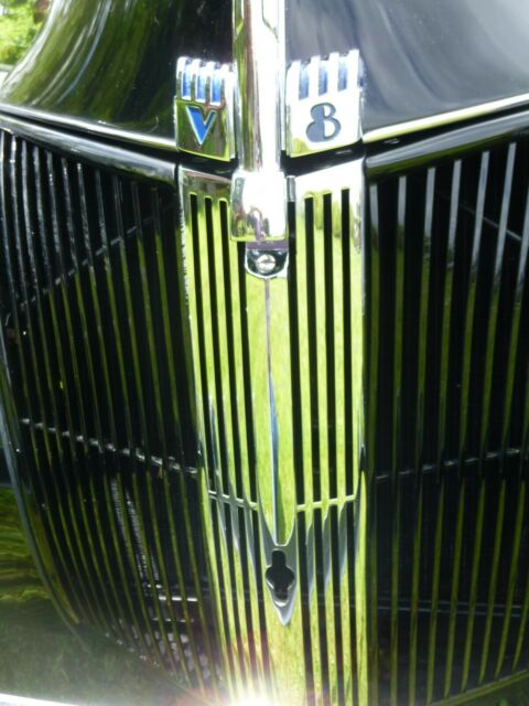 Ford Standard 1940 image number 4