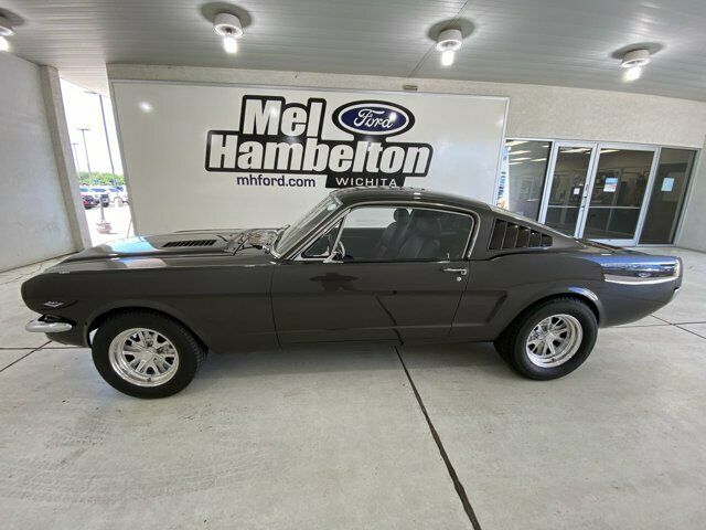 Ford Mustang 2+2 1965 image number 0