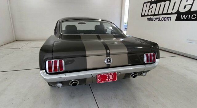 Ford Mustang 2+2 1965 image number 25