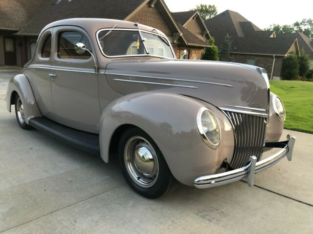 Ford Coupe 1939 image number 29