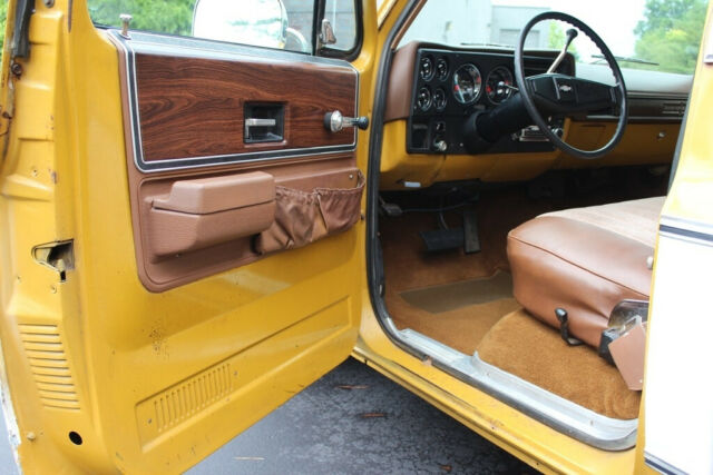 Chevrolet C-10 1974 image number 37