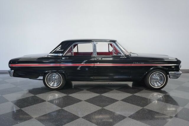 Ford Fairlane 1964 image number 15