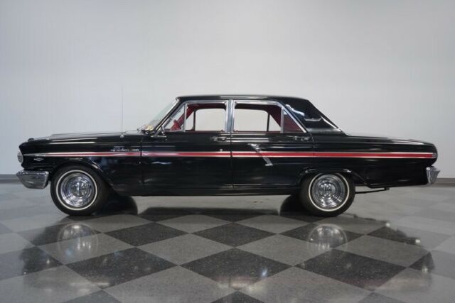 Ford Fairlane 1964 image number 2