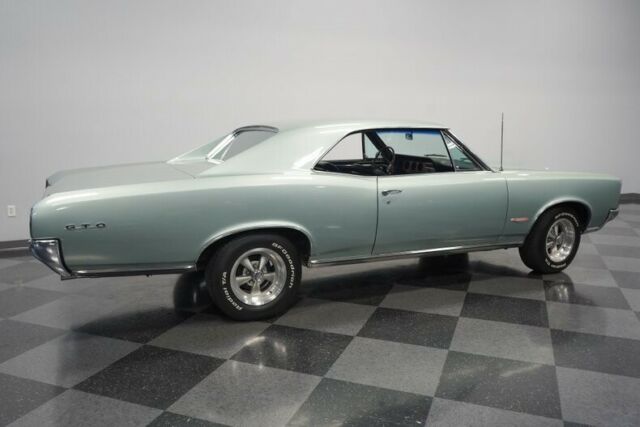 Pontiac GTO 1966 image number 14